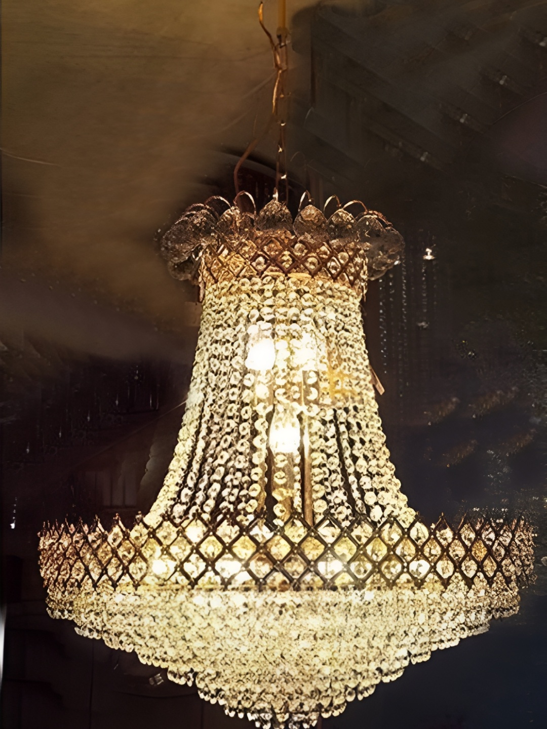 

SHRI MAHAL ANTIQUES Gold-Toned Crystal Chandelier Light Ceiling Lamp