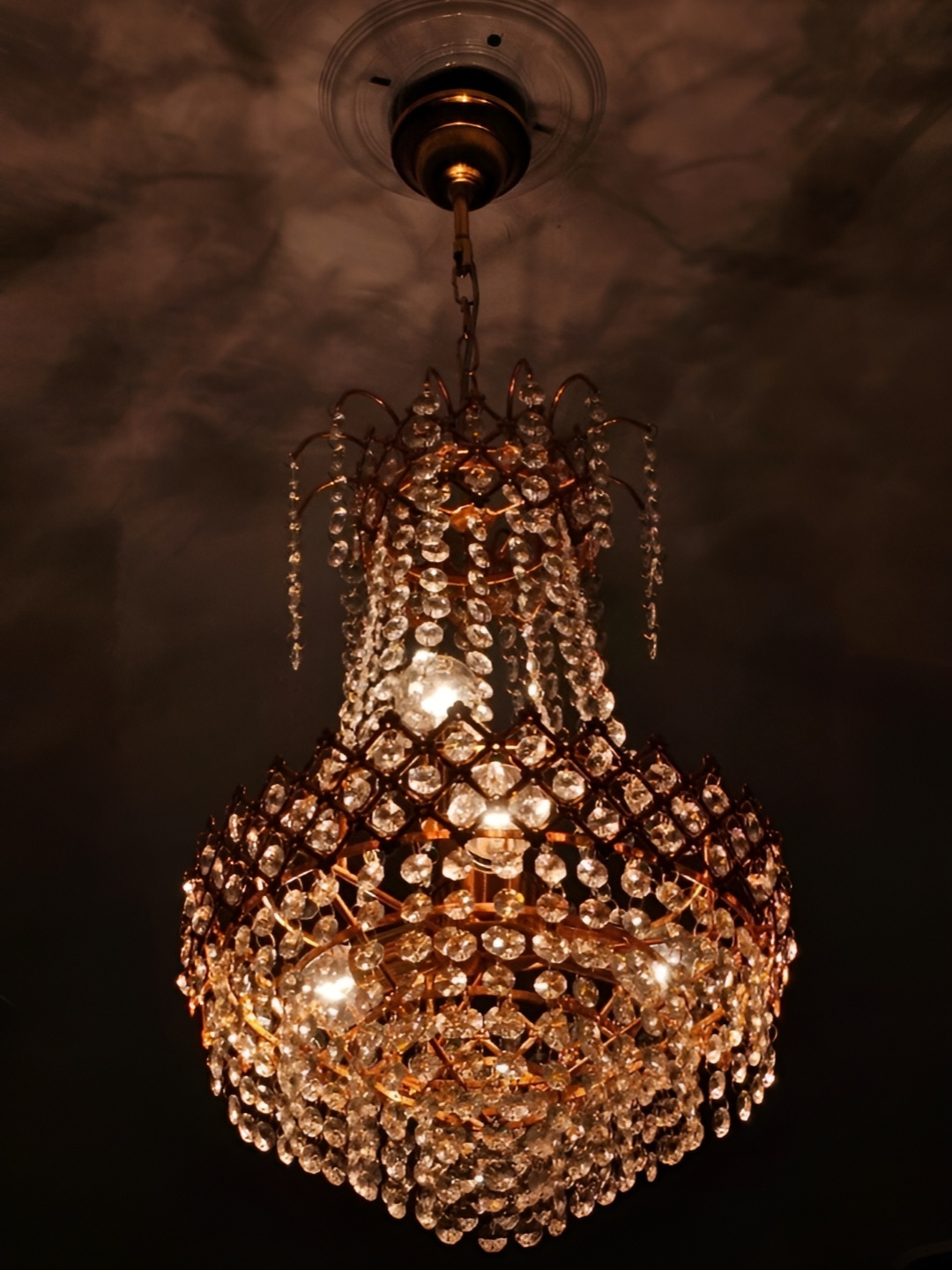

SHRI MAHAL ANTIQUES Gold-Toned Crystal Chandelier Light Lamp With Bulb