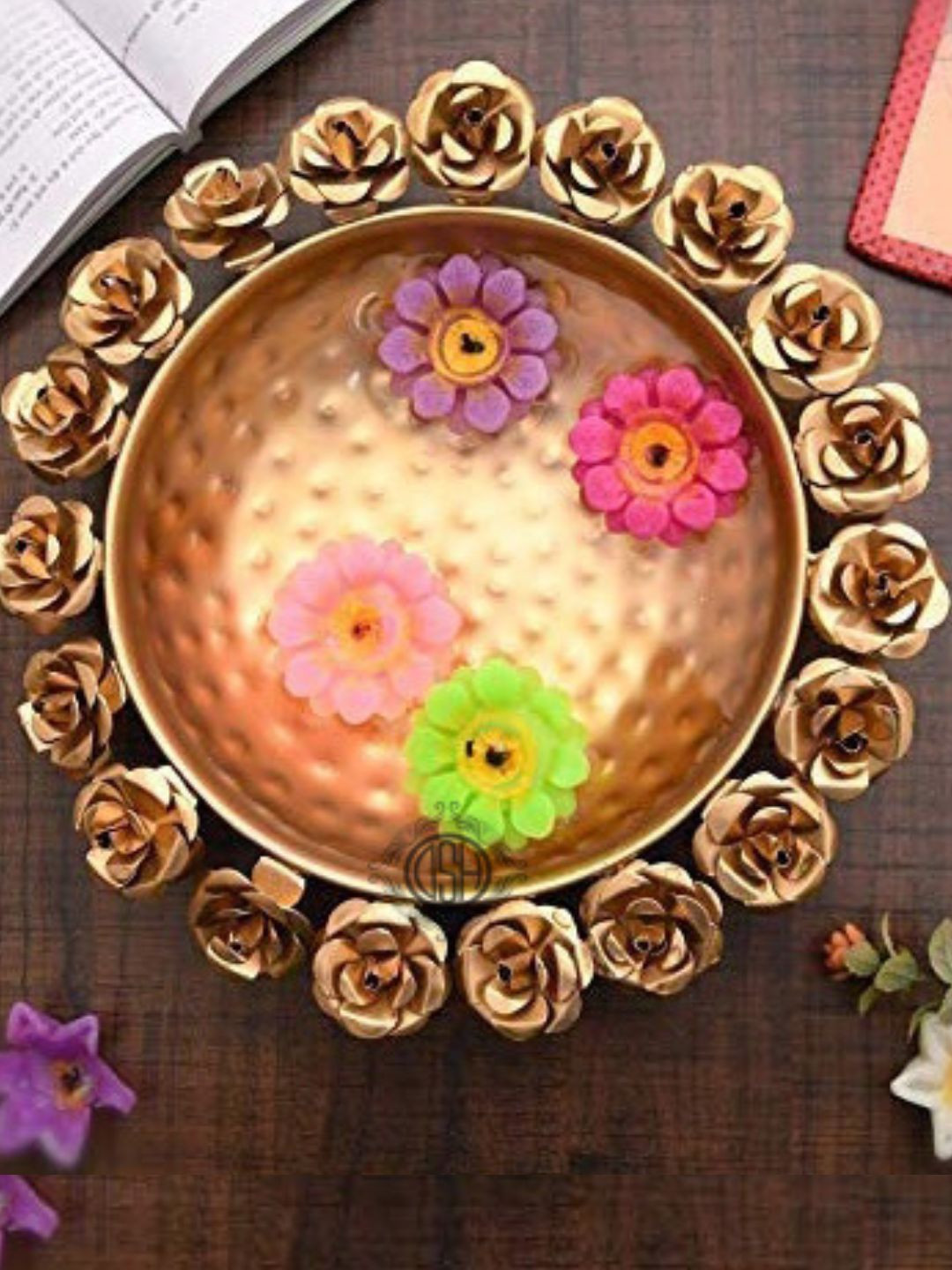 

DSH Crafting Your Curiosity Gold Textured Decorative Bowl