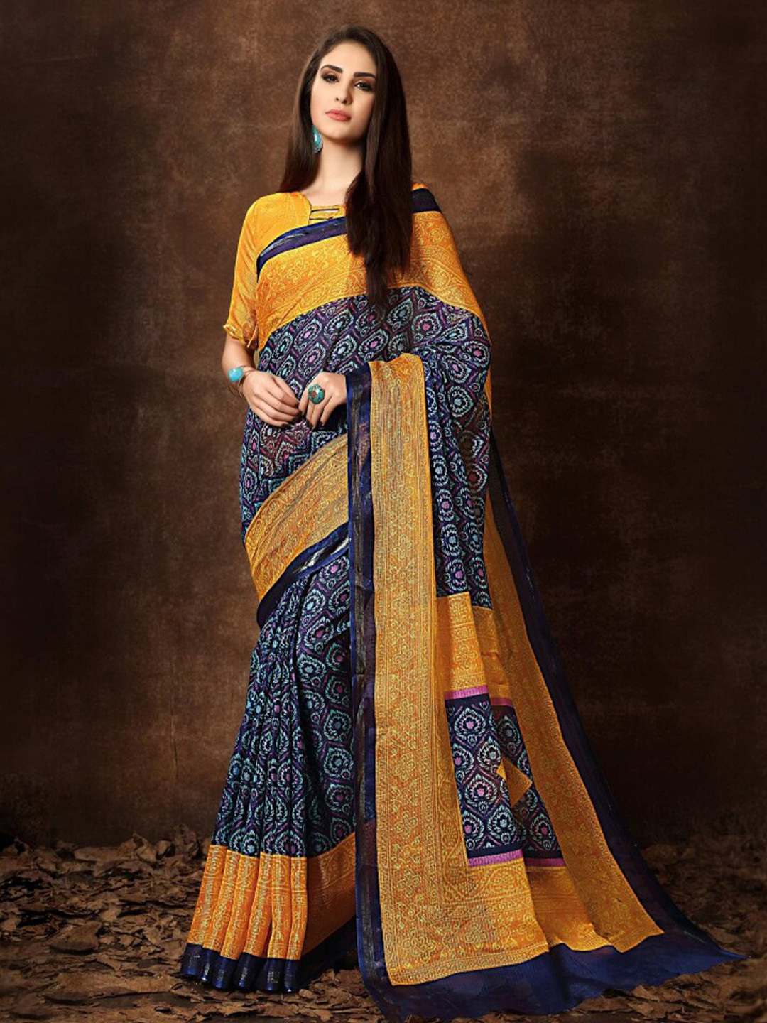 

Shaily Ethnic Motifs Printed Saree, Navy blue