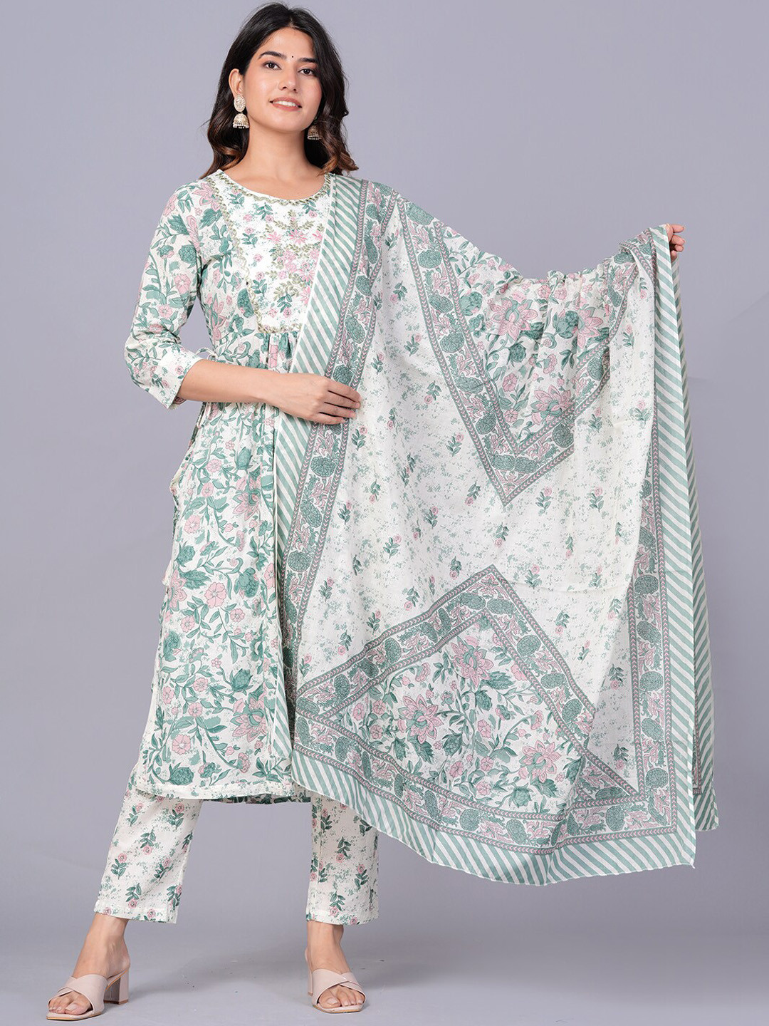 

DHROOV TARA Floral Printed Regular Thread Work Pure Cotton Kurta With Trousers & Dupatta, White