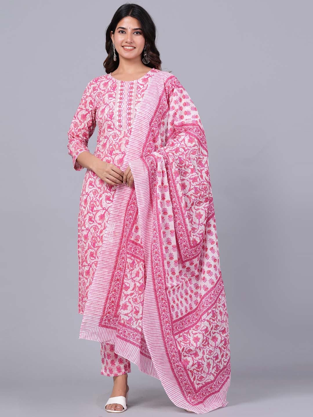 

DHROOV TARA Floral Printed Pure Cotton Kurta With Trousers & Dupatta, Pink