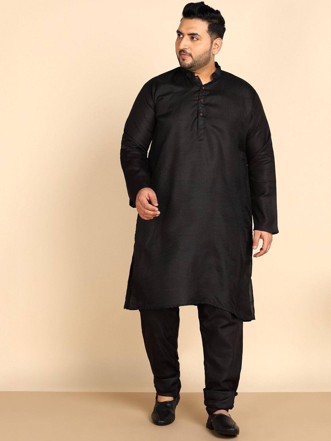 

Sztori Plus Size Mandarin Collar Kurta With Churidar, Black