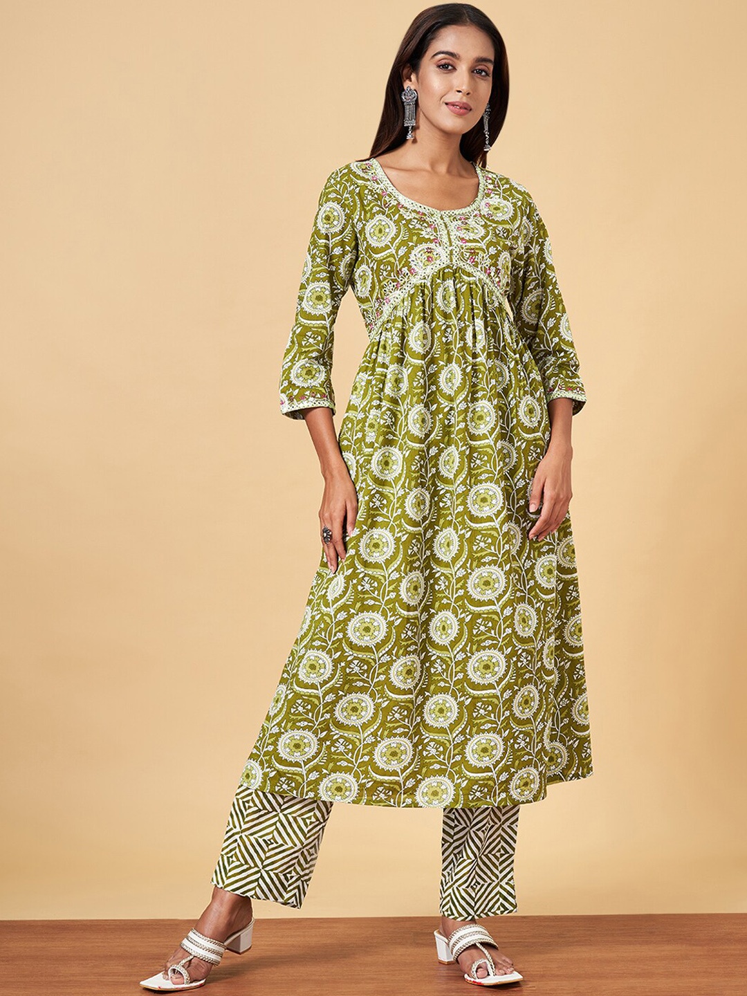 

YU by Pantaloons Floral Printed Mirror Work Pure Cotton Empire Kurta With Palazzos, Green