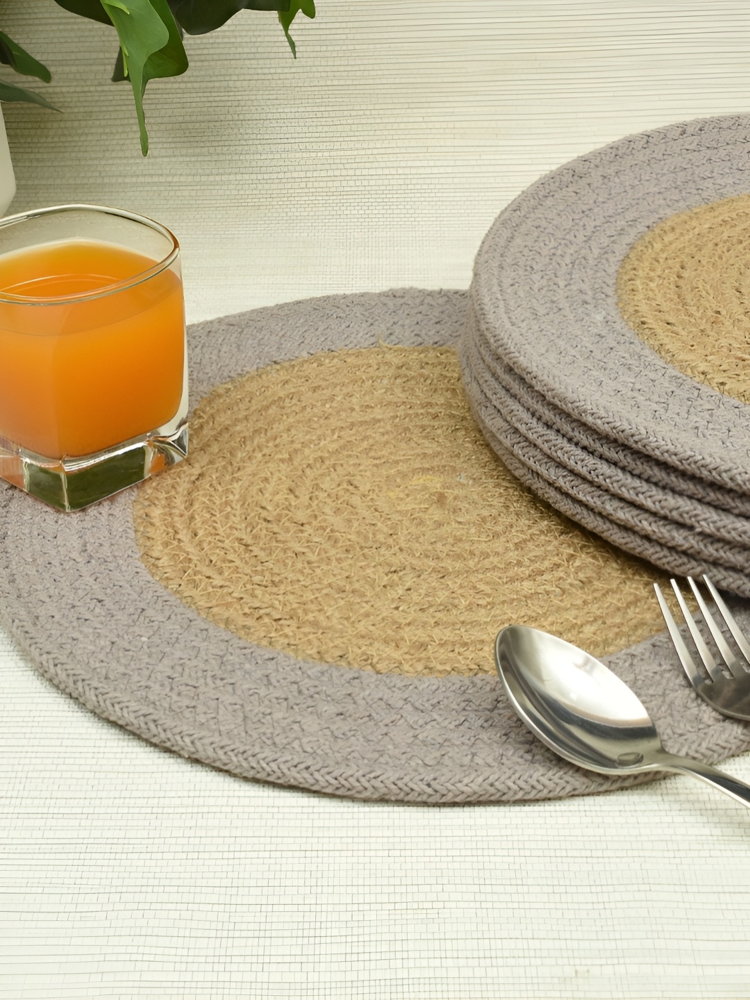 

HOMADORN 4 Pieces Grey & Brown Braided Pure Cotton Round Reversible Table Placemats