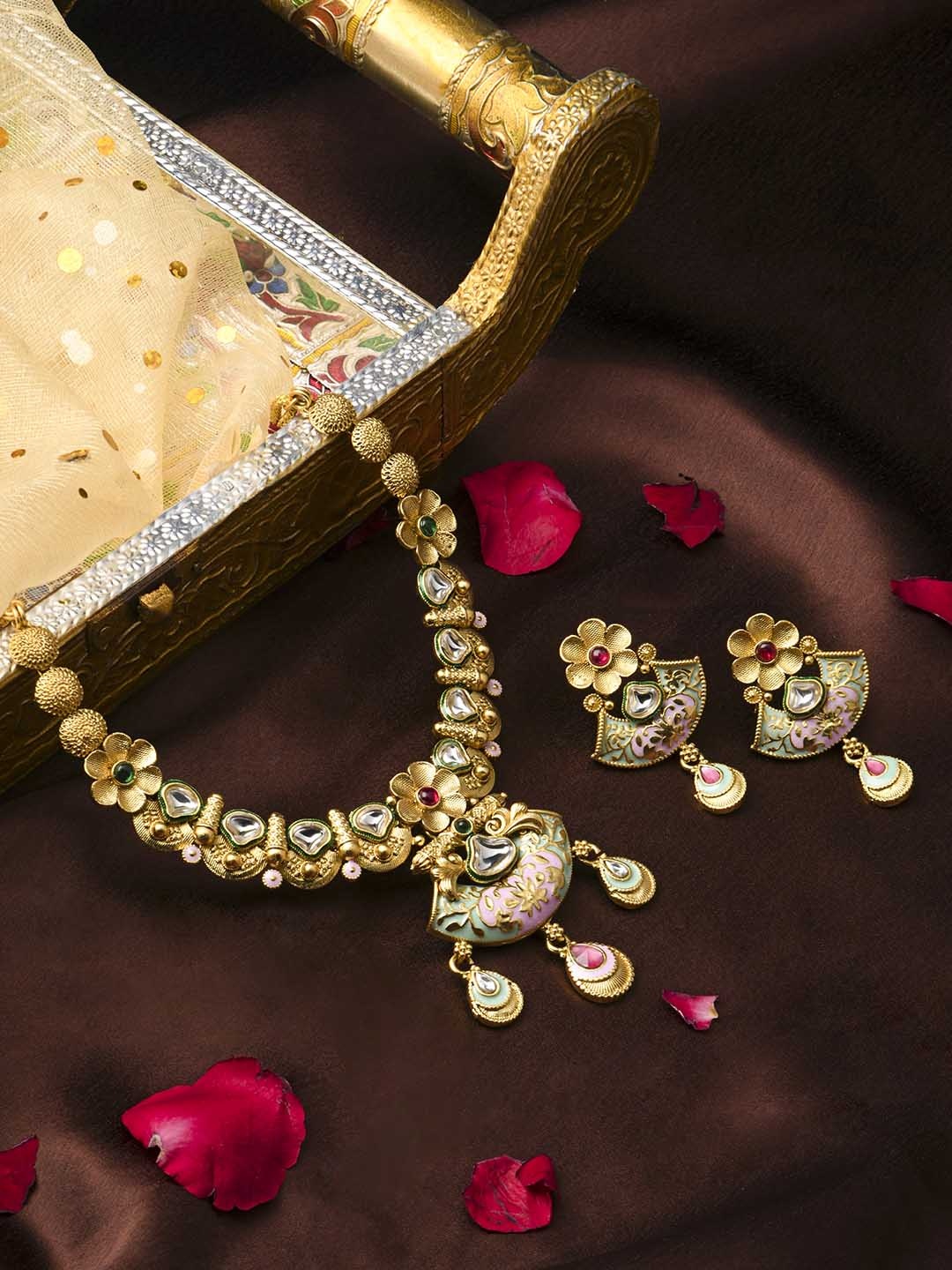 

ASMITTA JEWELLERY Brass-Plated Jewellery Set, Gold