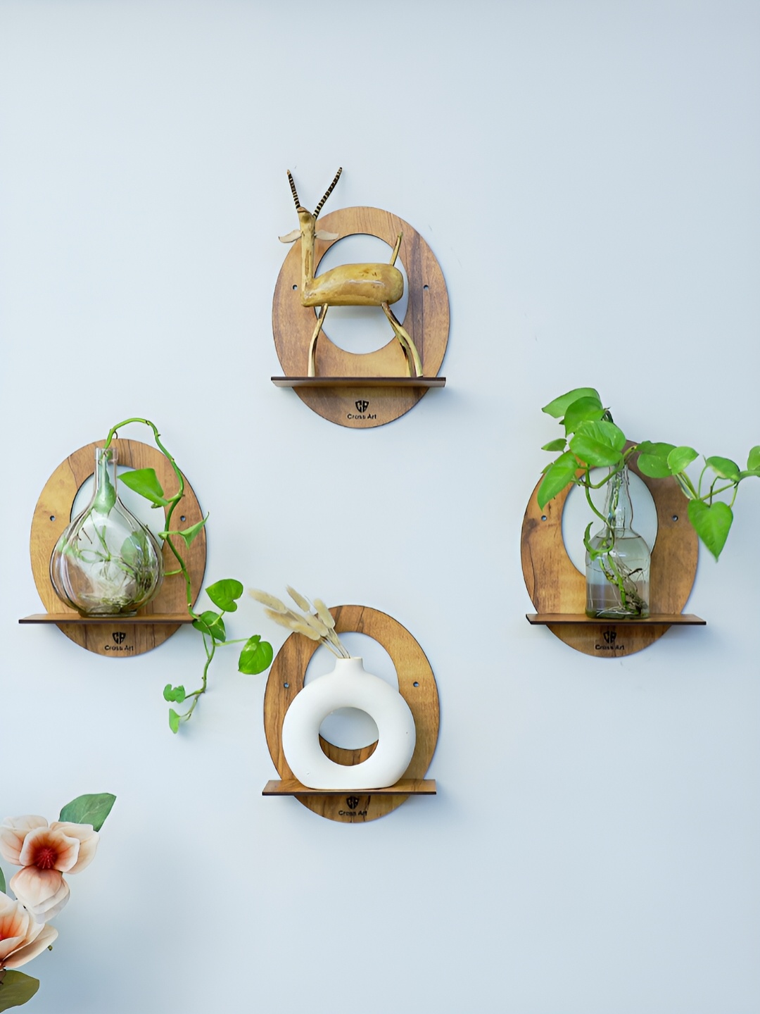 

TEAKWOOD Brown 4 Pieces Wooden Ovel Shape Basic Wall Plant Shleves