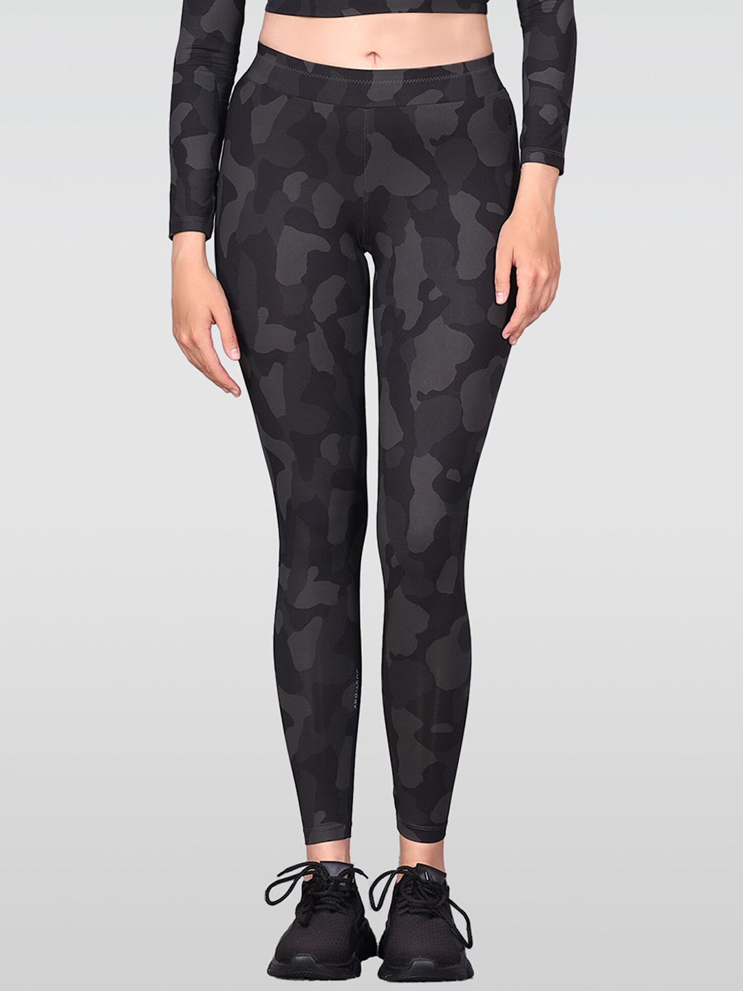 

LAASA SPORTS Camouflage Printed High-Rise Dry-Fit Ankle-Length Gym Tights, Black
