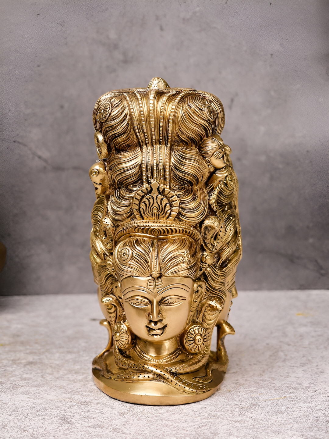 

The Advitya 3 Faces Lord Shiva Behind Parvati Showpiece, Gold