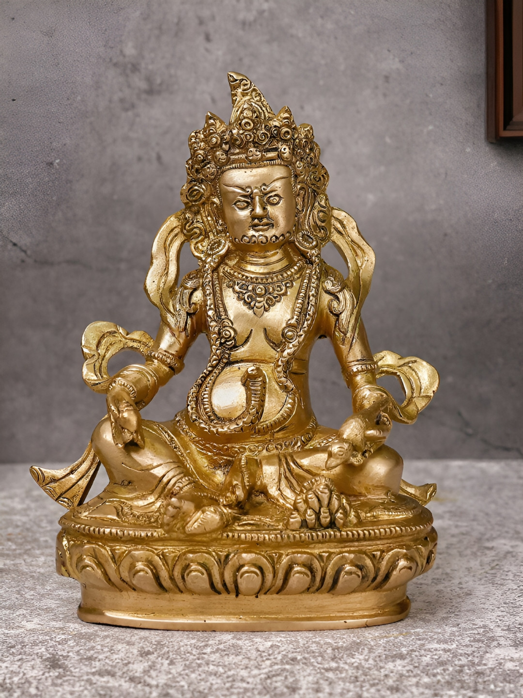 

The Advitya Ethnic Kuber Idol Statue, Gold
