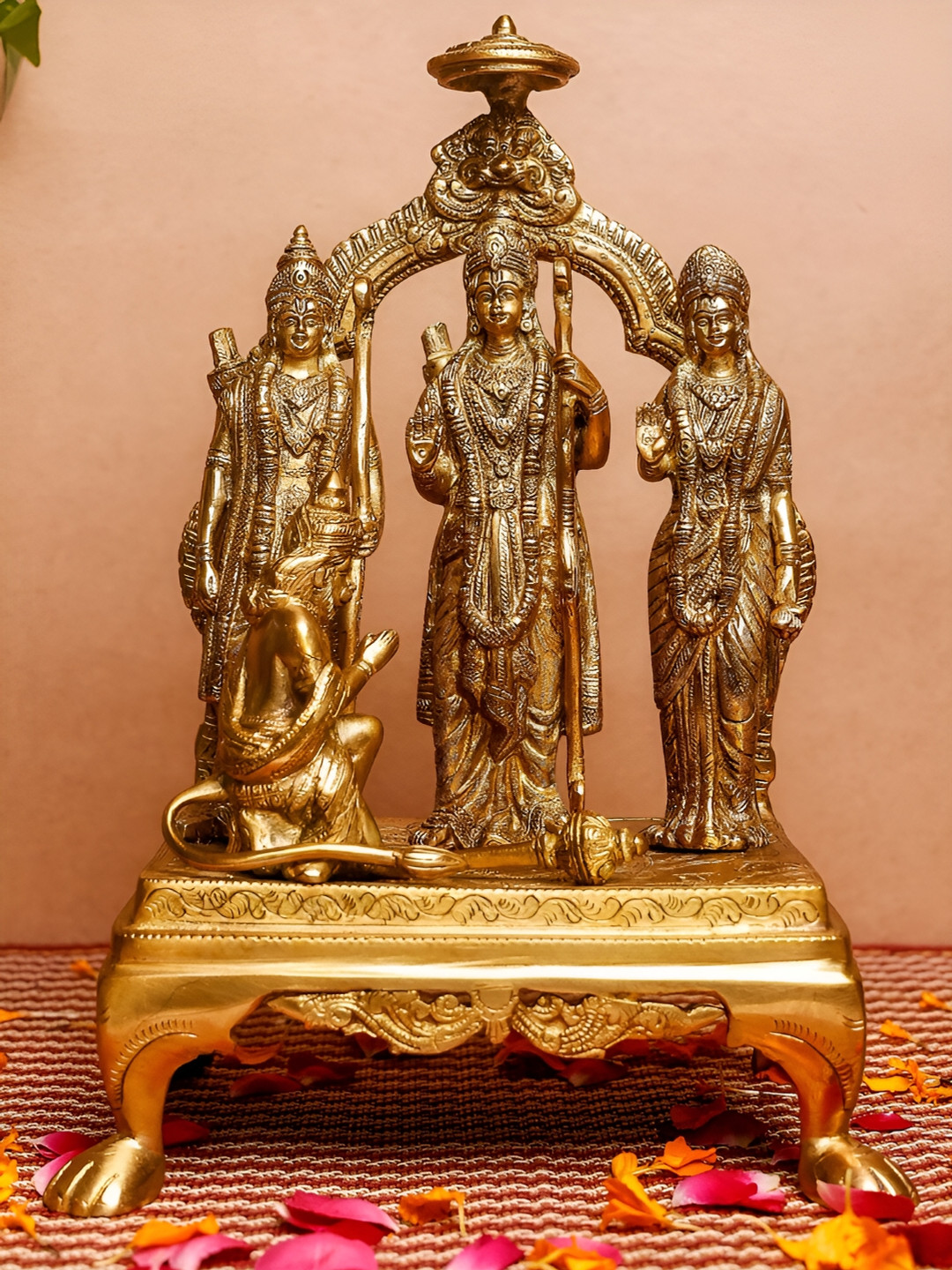 

The Advitya Gold Toned Ram Darbar With Ring Showpiece
