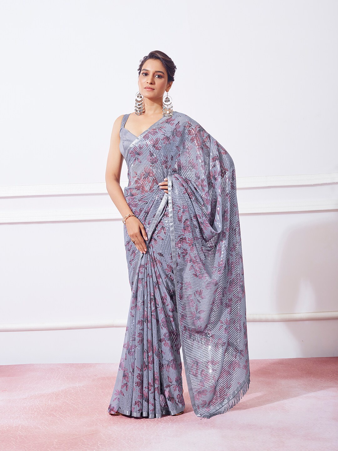 

Kalista Sequin Embellished Saree, Grey