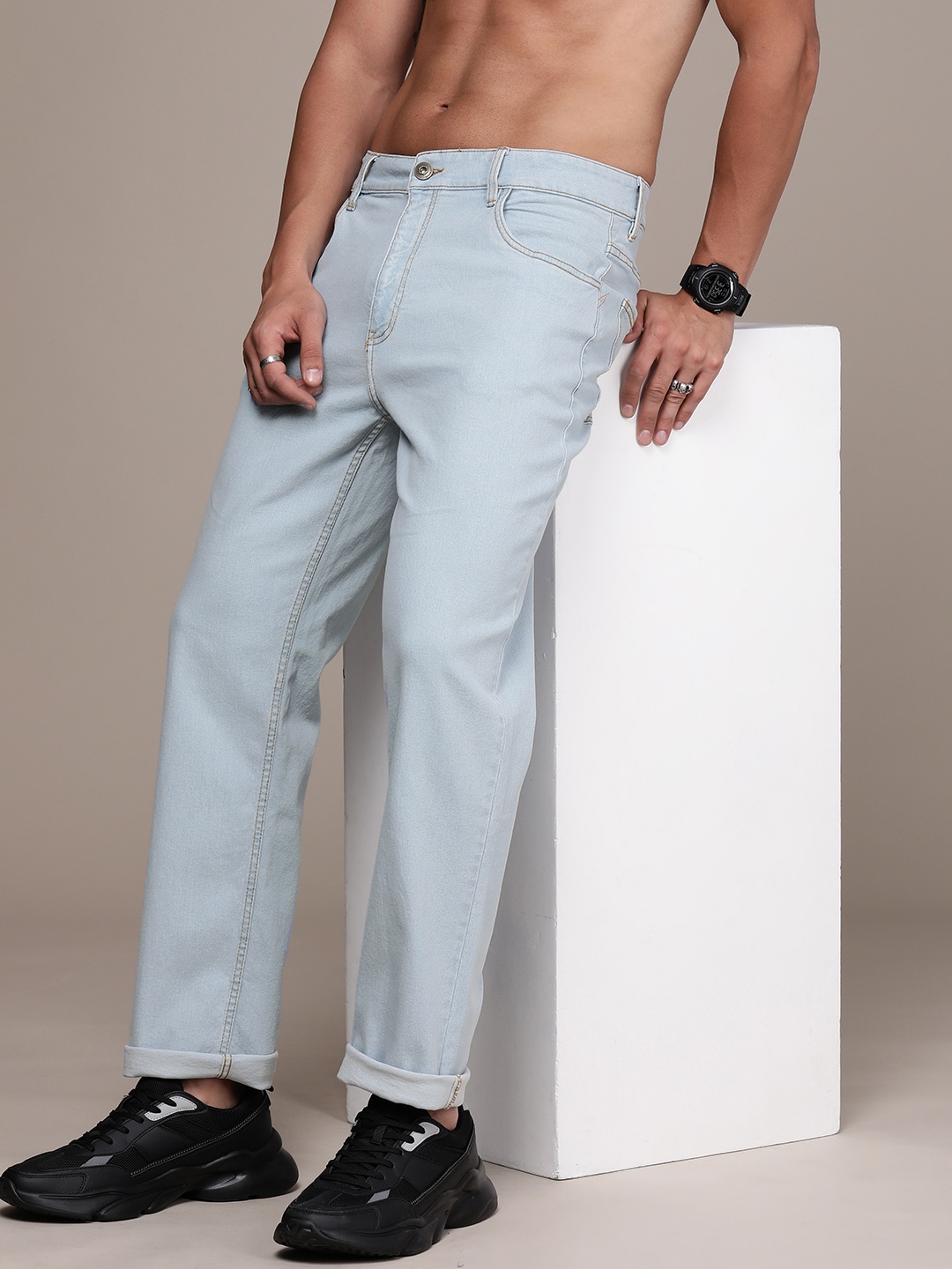 

Roadster Men Straight Fit Stretchable Jeans, Blue