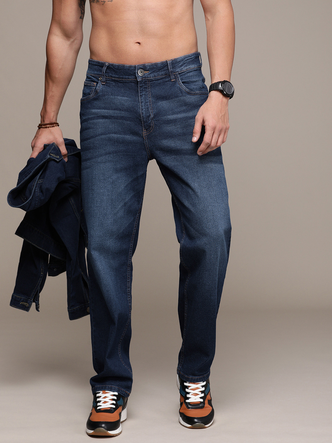 

Roadster Men Regular Fit Light Fade Jeans, Blue