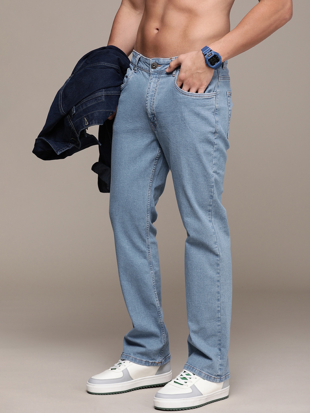 

Roadster Men Bootcut Stretchable Jeans, Blue