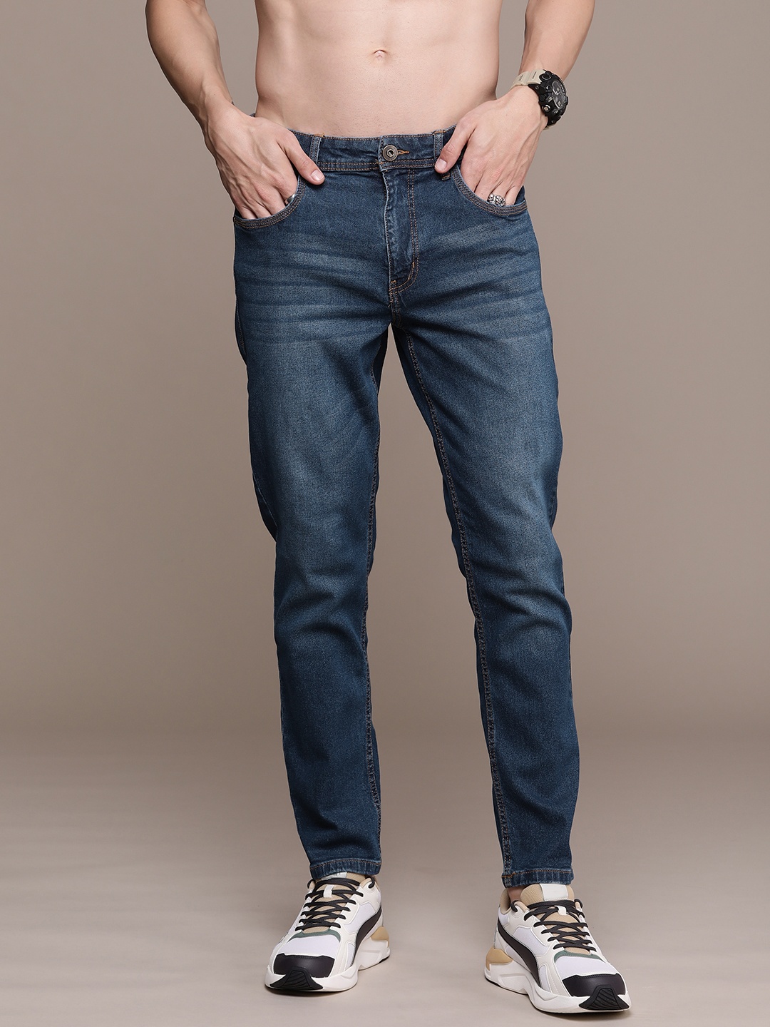 

Roadster Men Relaxed Fit Light Fade Jeans, Navy blue