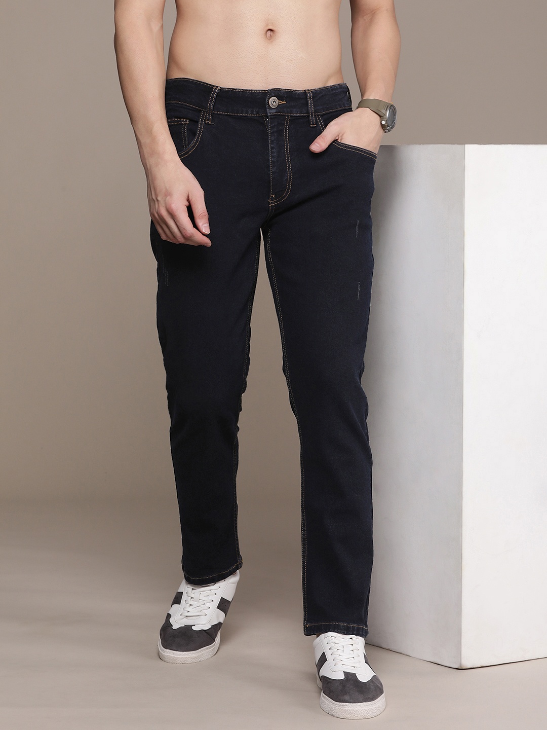

Roadster Men Straight Fit Jeans, Blue
