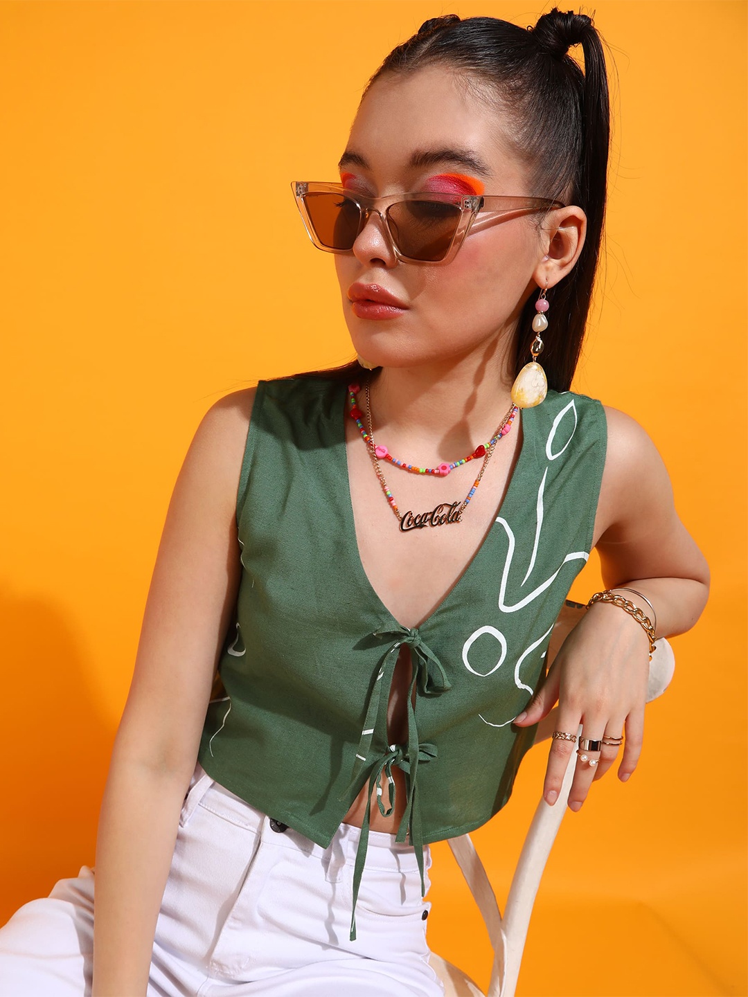 

PRETTY LOVING THING Sleeveless Shirt Style Crop Top, Green