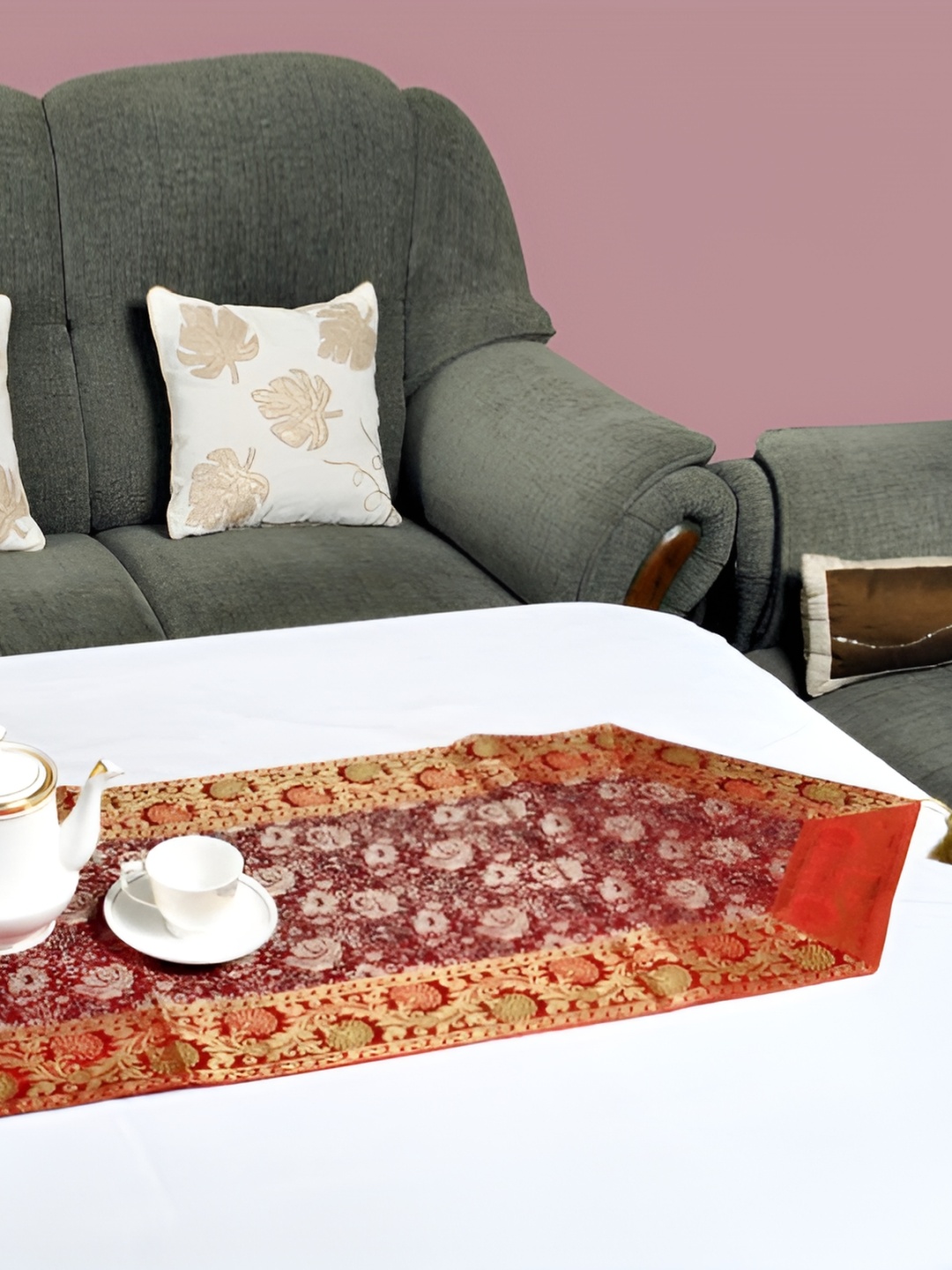 

Lal Haveli Red & Gold Toned Floral Rectangular Table Runner