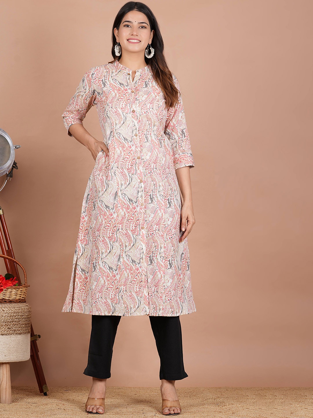 

ZOYOTO Abstract Printed Kurta, Pink