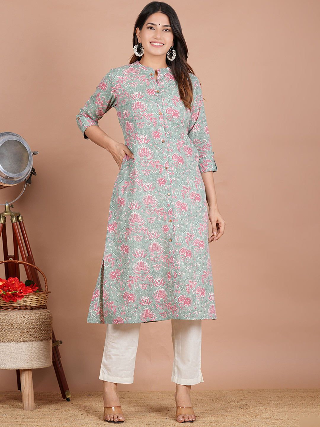 

ZOYOTO Floral Printed Kurta, Green