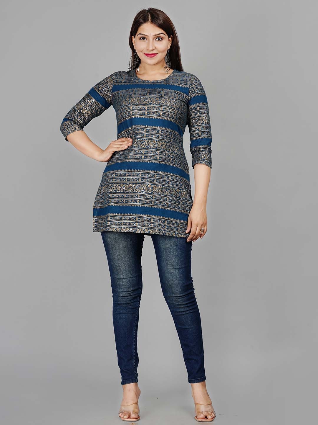 

KALINI Ethnic Motifs Printed Pure Cotton Straight Kurta, Navy blue