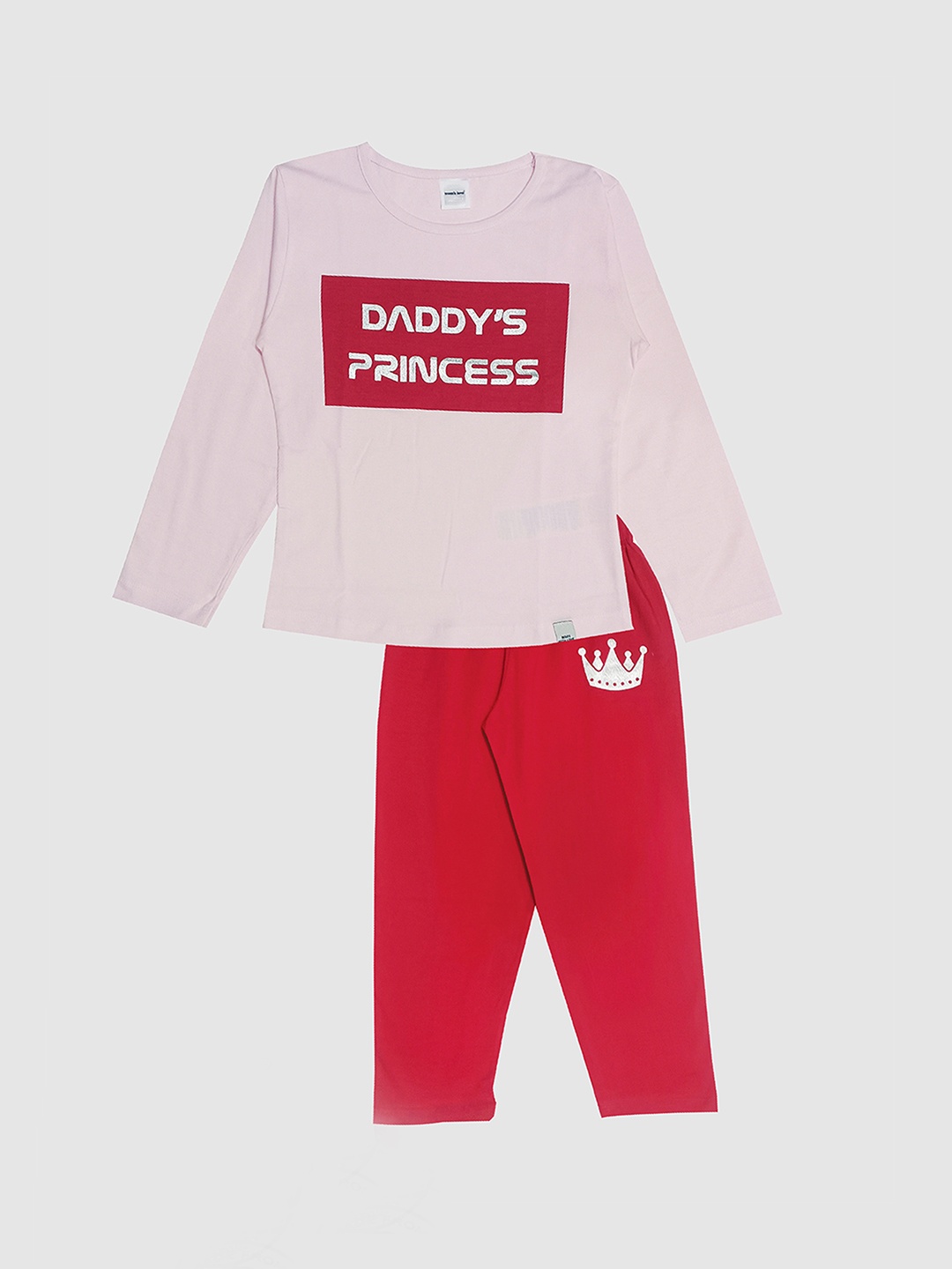 

Moms Love Girls Typography Printed Pure Cotton Nightsuit, Red