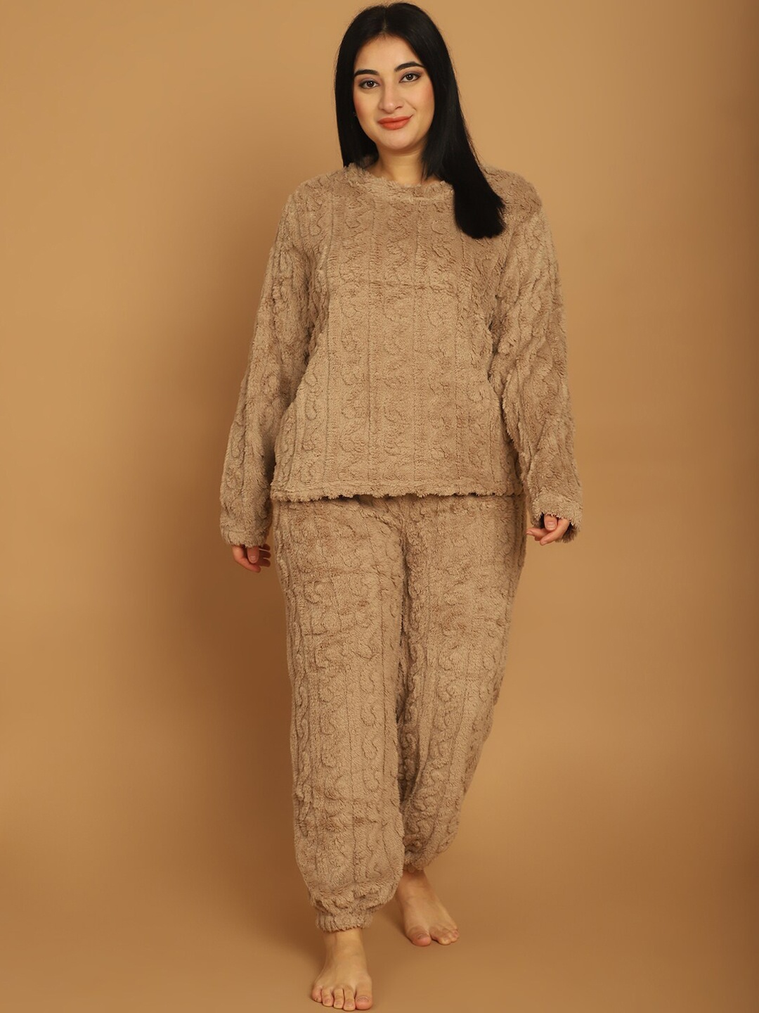 

TAG 7 Self Design Round Neck Night suit, Nude