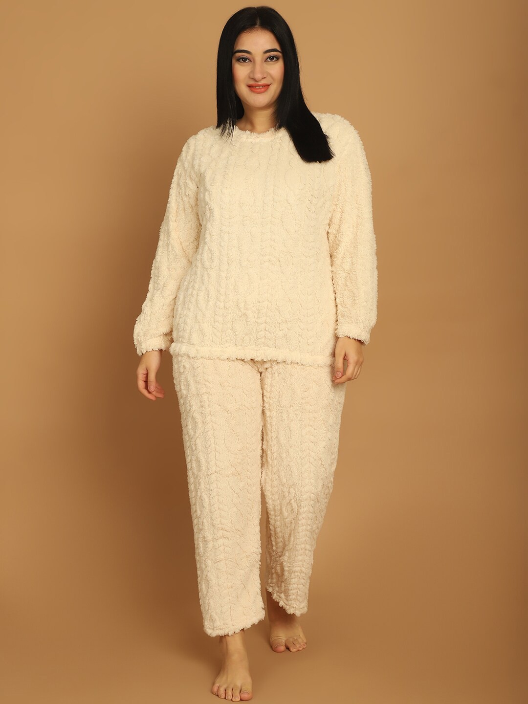 

TAG 7 Self Design Round Neck Night suit, White
