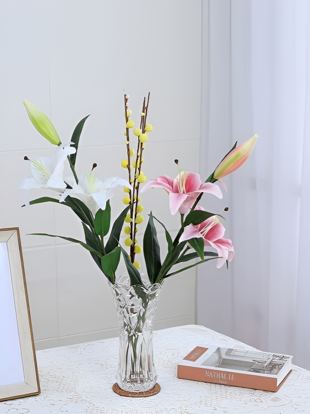 

Frizka Transparent Textured Glass Vase
