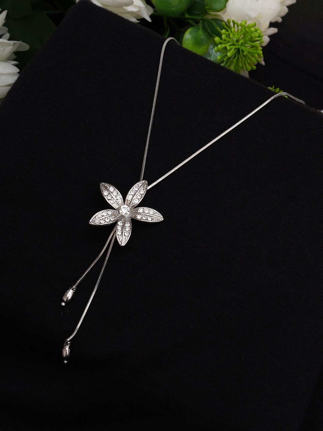 

Mali Fionna Silver Plated Cubic Zirconia Stone Studded Flower-Shape Pendant With Chain