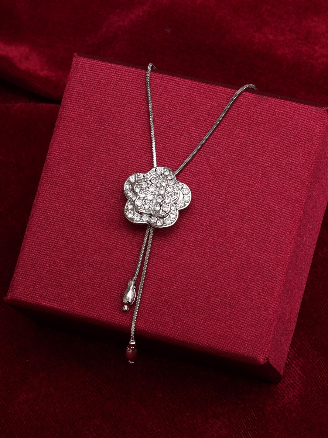 

Mali Fionna Silver-Plated CZ-Stone Studded Flower-Shape Pendant With Chain