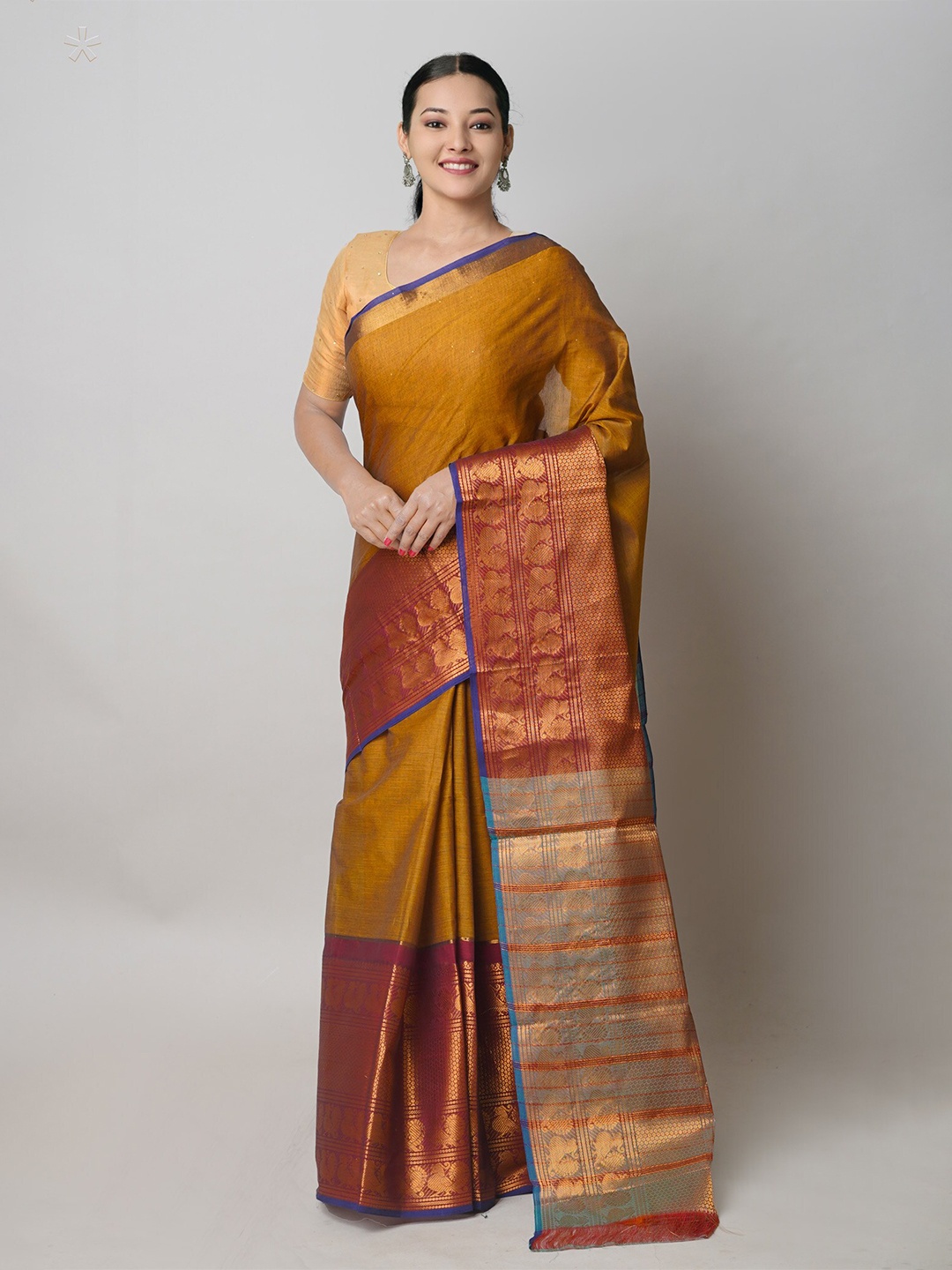 

Unnati Silks Woven Design Zari Pure Cotton Handloom Narayan Peth Saree, Brown