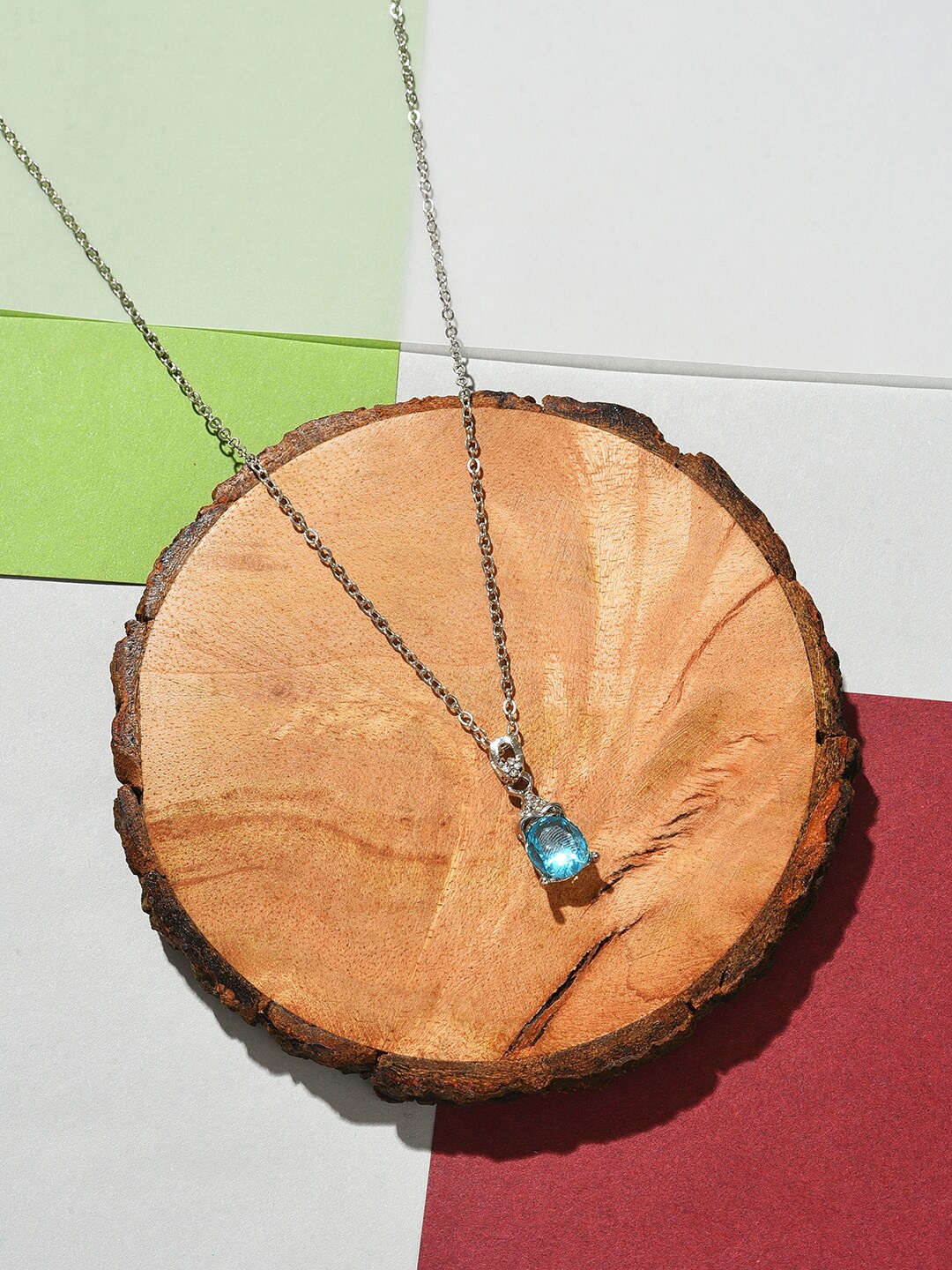 

DressBerry Blue Silver-Plated Chain