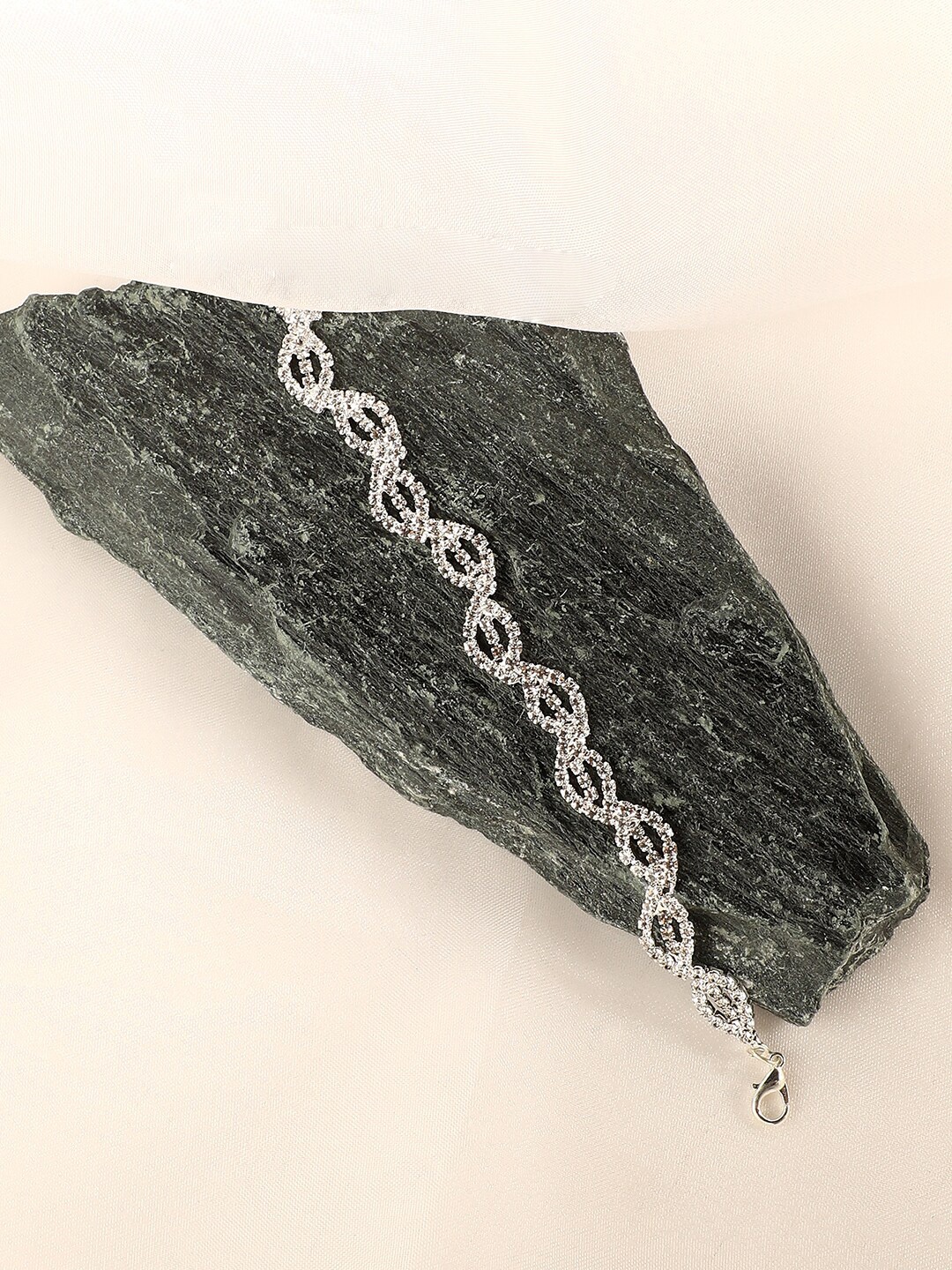 

DressBerry Silver-Plated Link Bracelet