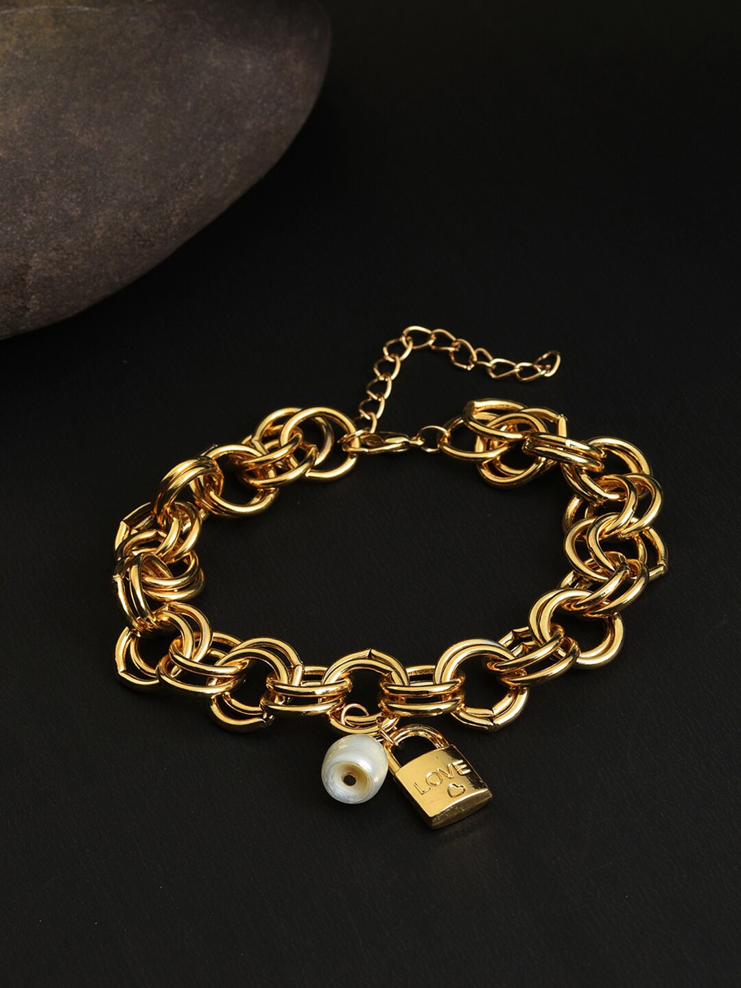 

DressBerry Gold-Plated Link Bracelet