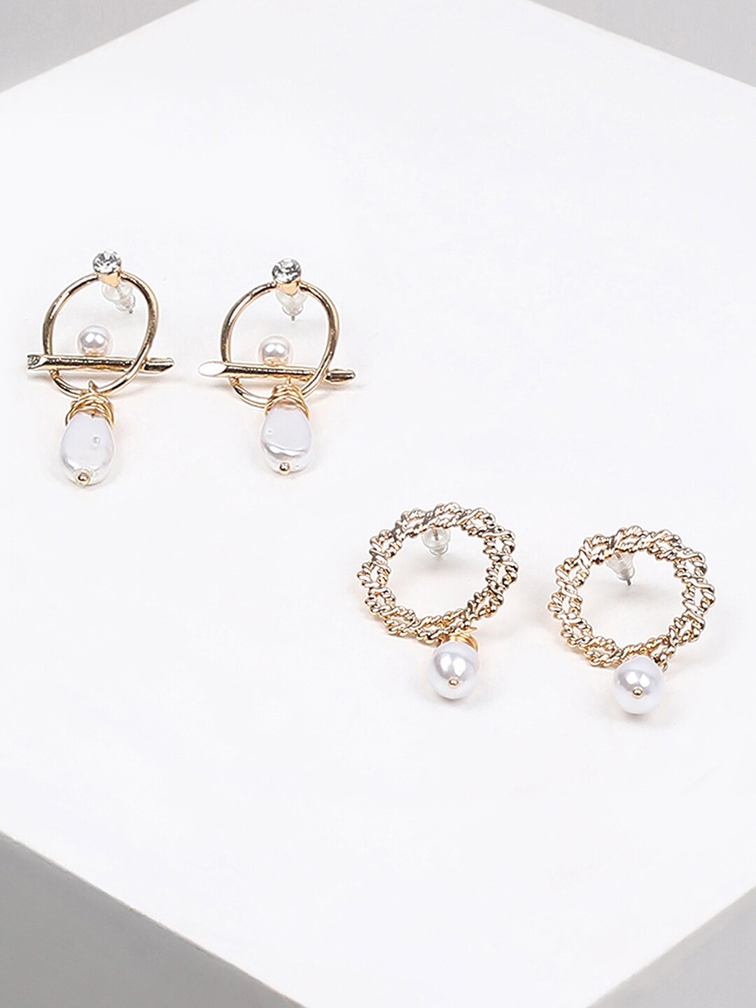 

DressBerry Set Of 2 Gold-Plated Drop Earrings