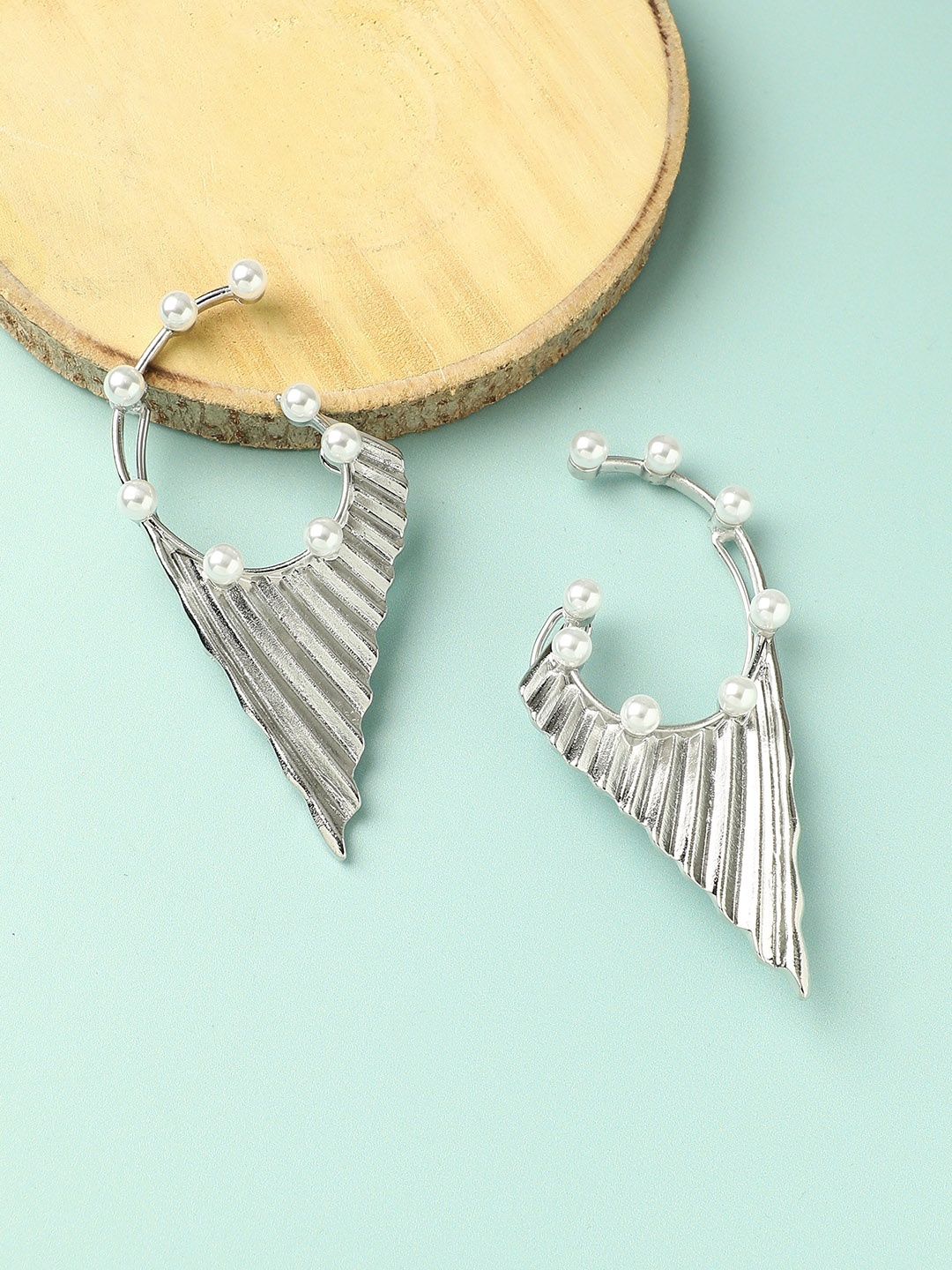

DressBerry Silver Plated Ear Cuff Earrings