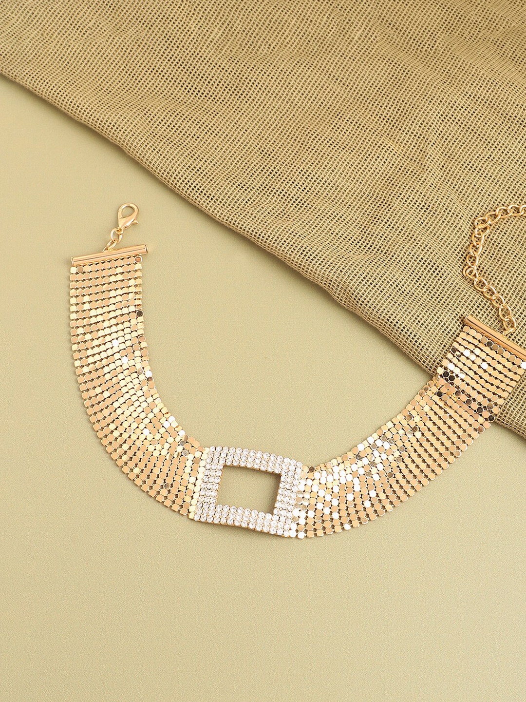 

DressBerry Gold-Plated Artificial Stones Necklace