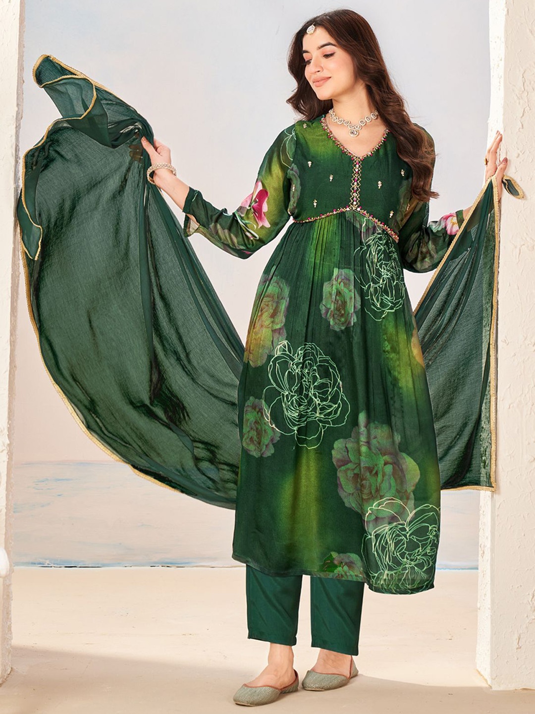 

KALINI Floral Printed Kurta & Trousers With Dupatta, Green