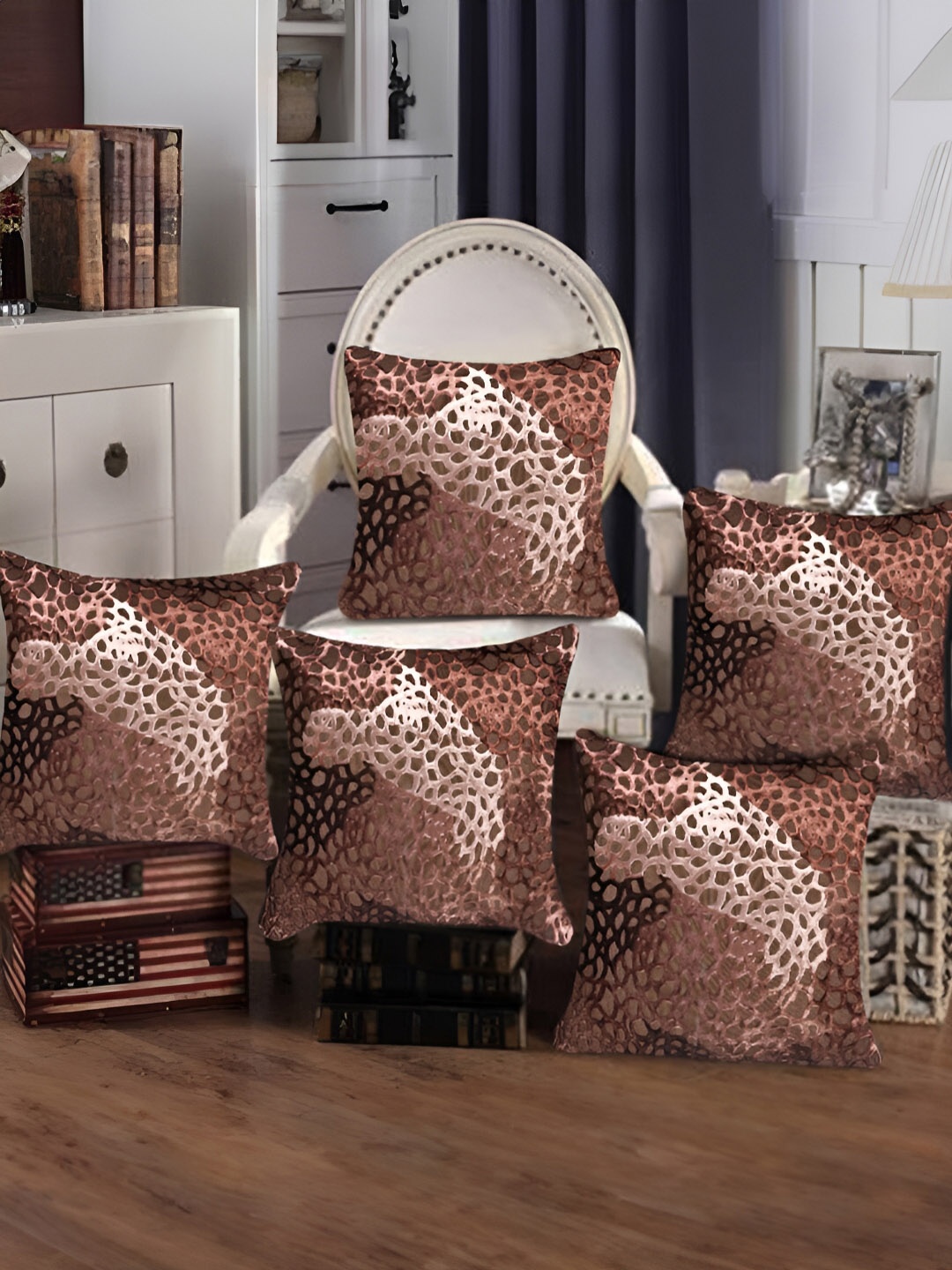 

Tesmare Brown 5 Pieces Abstract Velvet Square Cushion Covers