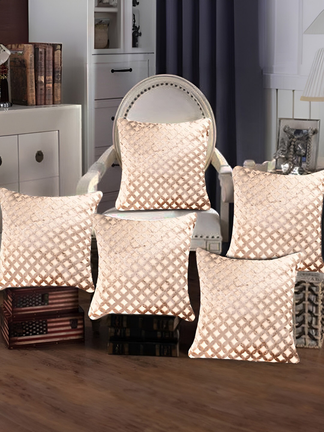 

Tesmare Beige & Brown 5 Pieces Geometric Velvet Square Cushion Covers