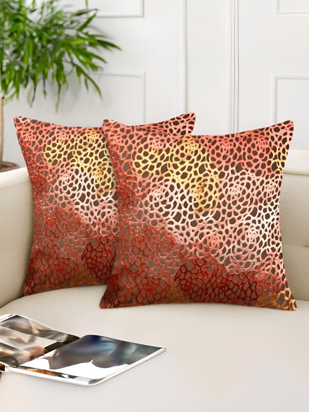 

Tesmare Damask Brown 2 Pieces Velvet Square Cushion Covers