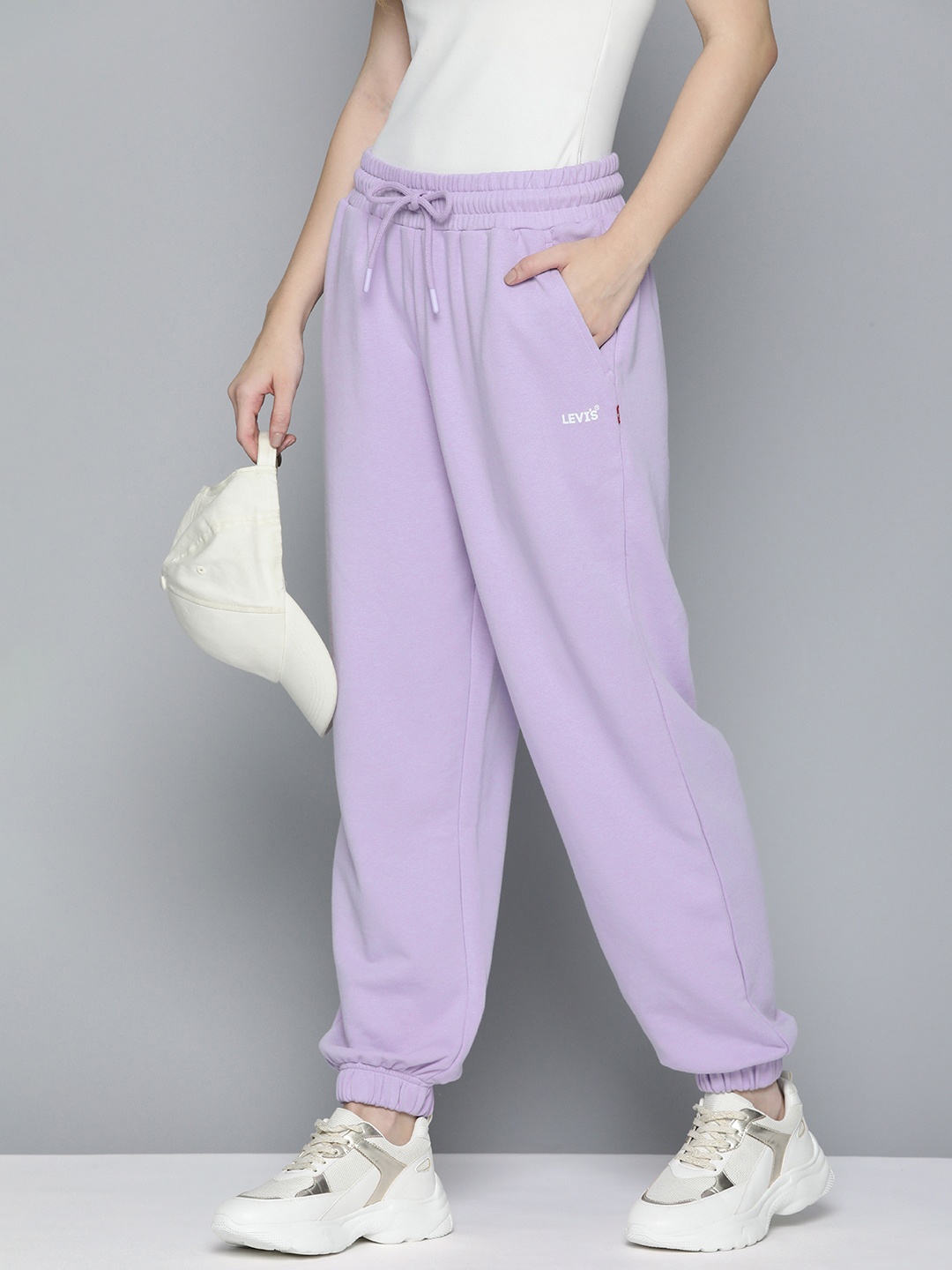 

Levis Women High-Rise Joggers, Lavender