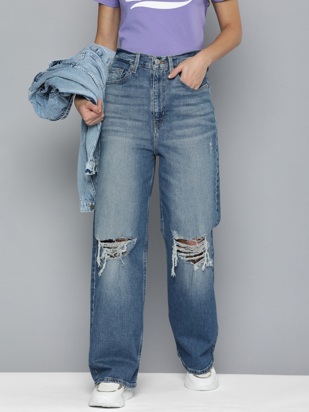

Levis Women Relaxed Fit Highly Distressed Heavy Fade Stretchable Jeans, Blue