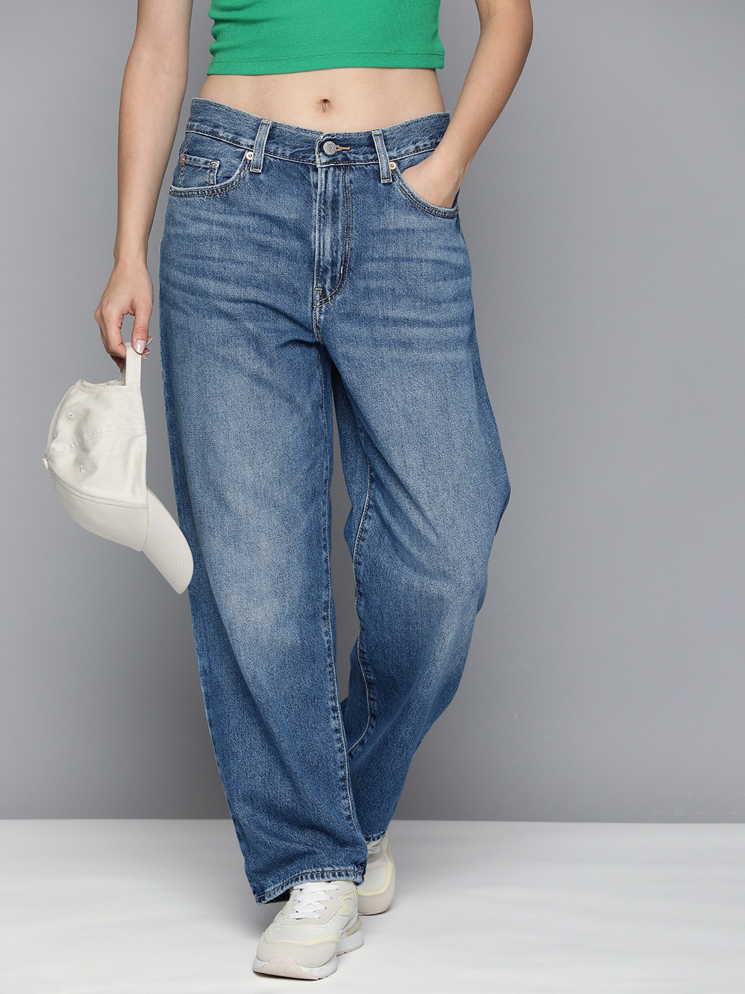 

Levis Women 94 Baggy Wide Leg High-Rise Pure Cotton Heavy Fade Jeans, Blue