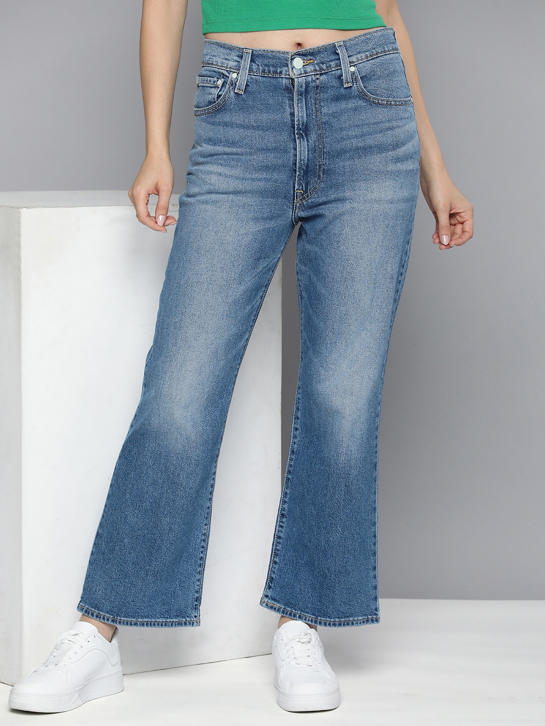

Levis Women Bootcut High-Rise Heavy Fade Stretchable Jeans, Blue