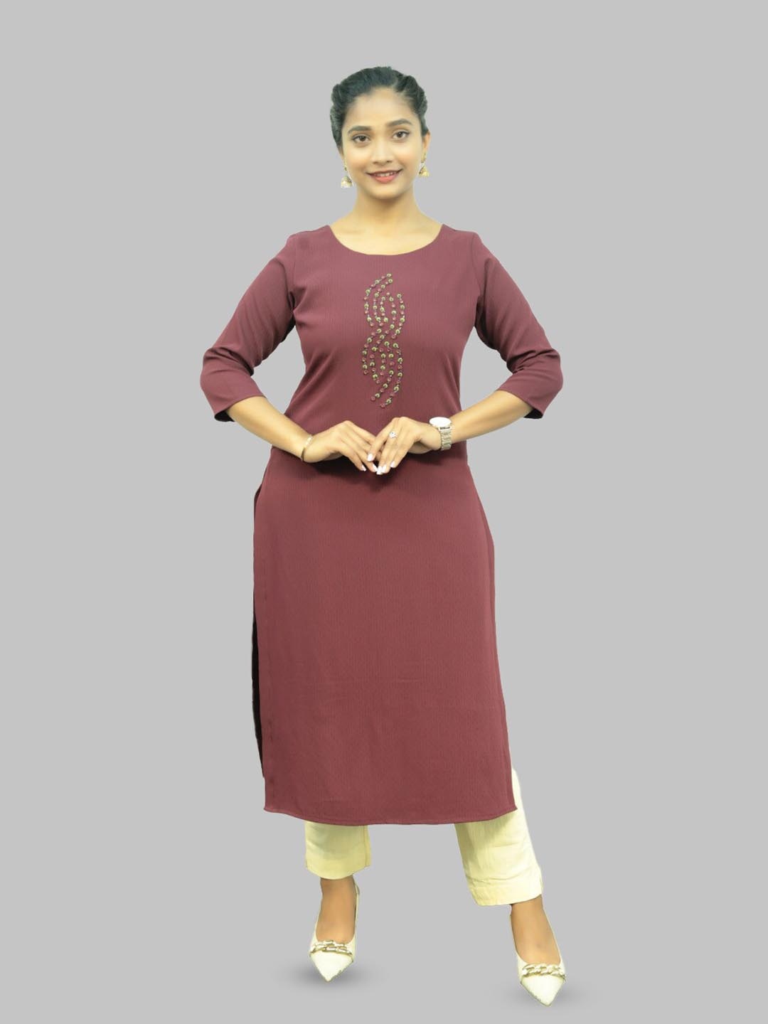 

PUSHKARA Embellished Sequined Pure Cotton Straight Kurta, Burgundy