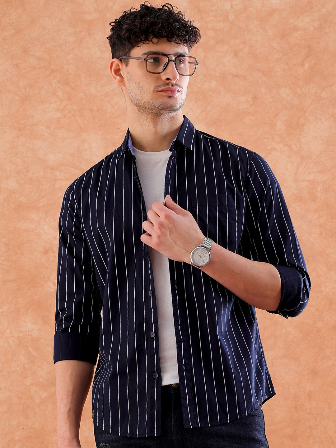 

Hardsoda by The Indian Garage Co Vertical Stripes Cotton Casual Shirt, Navy blue