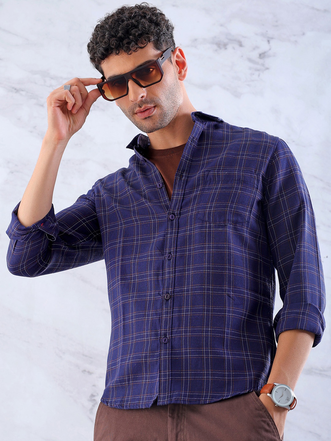 

Hardsoda by The Indian Garage Co Men Navy Blue Slim Fit Checked Casual Shirt